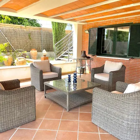 Marinada Pool Villa *