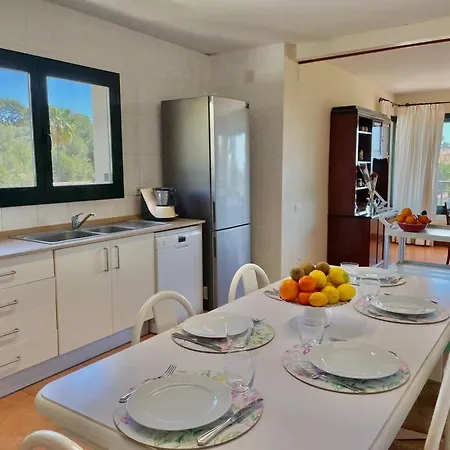 Marinada Pool Villa Tarragona